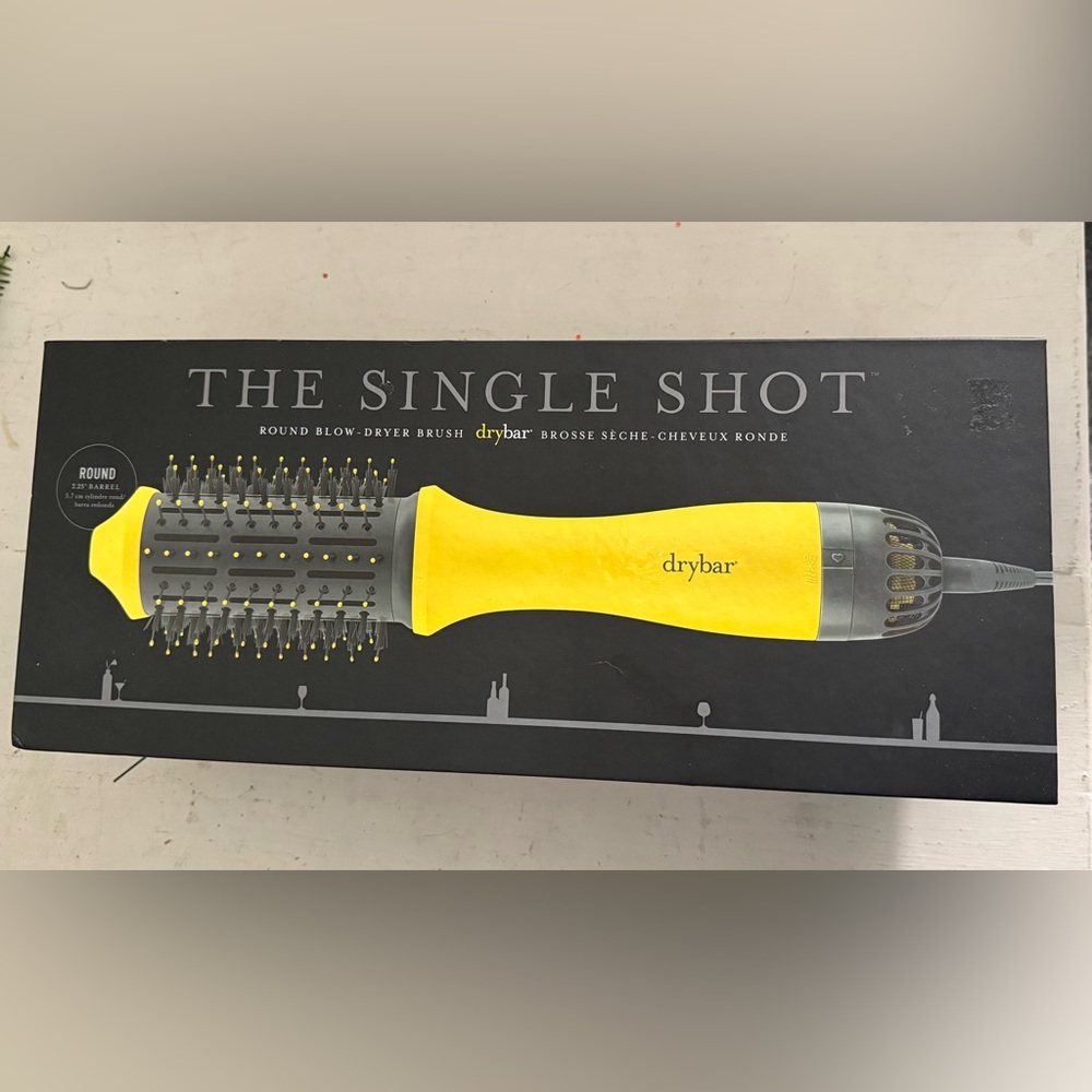 Drybar The Single Shot Round Brush Hair Blow Dryer New in Box $155 MSRP